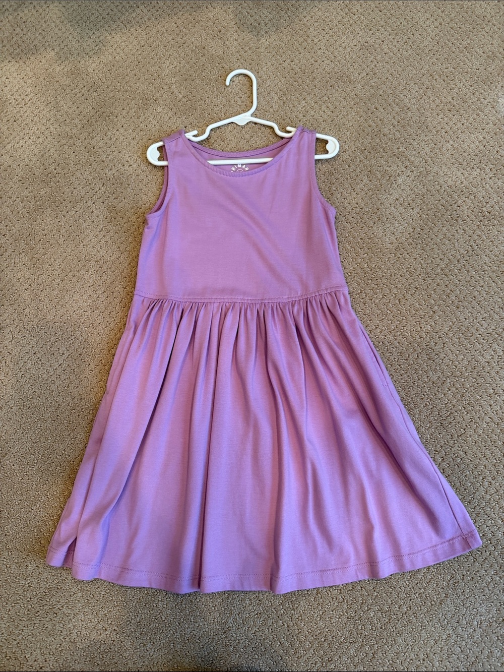 Girls' Primary Sleeveless Lavender Twirl Dress with pockets